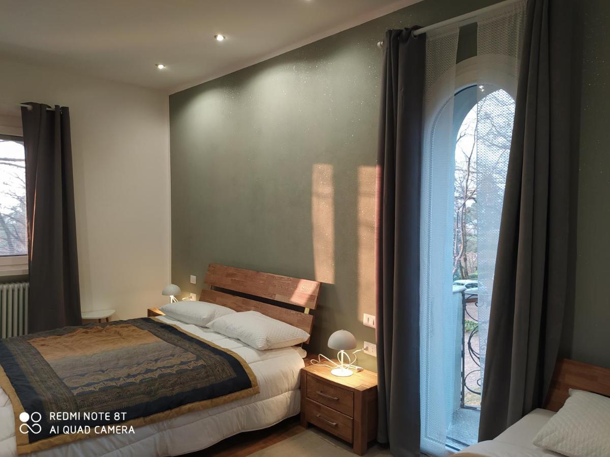 La Selvetta bed&breakfast Buguggiate Exteriör bild