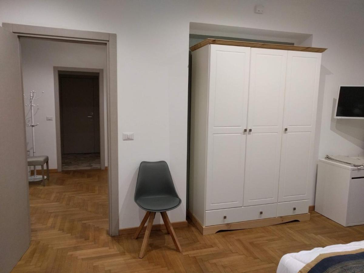 La Selvetta bed&breakfast Buguggiate Exteriör bild